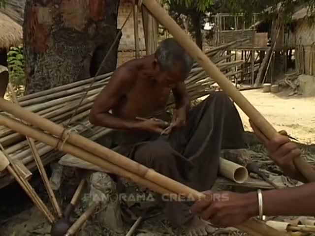 ⁣মুরং বাঁশি ‘প্লুং’কিভাবে তৈরি হয় বান্দরবানে HOW TO MAKE MRO TRIBAL FLUTE 'PLUNG' IN BANGLADESH