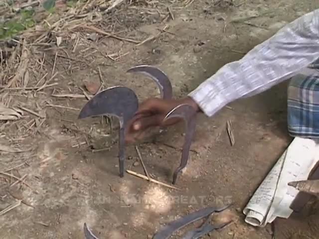 ⁣বাংলাদেশের কামার সম্প্রদায় HOW BLACKSMITHS WORK IN BANGLADESH