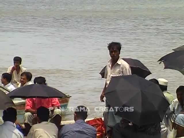 ⁣পেকুয়ার মগনামা ঘাট, কক্সবাজার MOGNAMA GHAT OF PEKUA AT COX’SBAZAR IN BANGLADESH