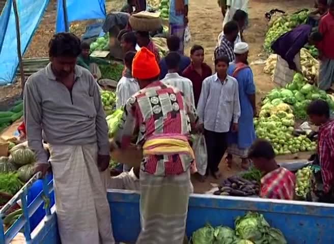 ⁣পটুয়াখালীর মহিপুর হাট