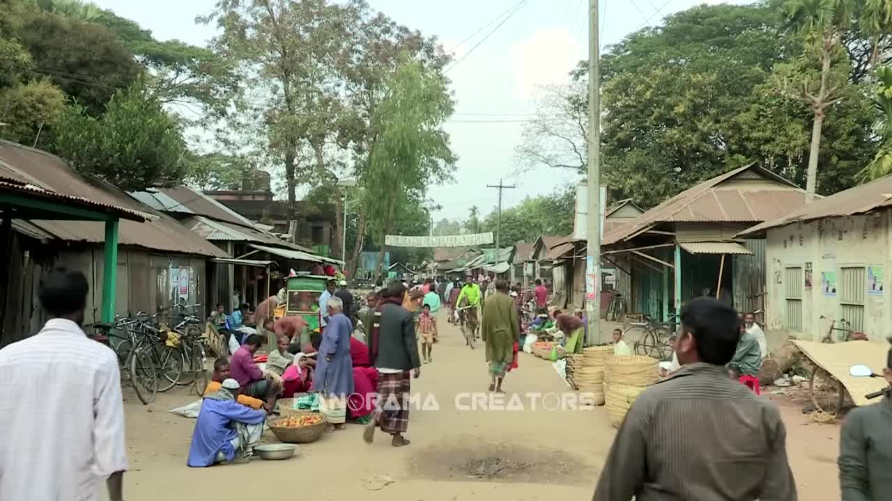 ⁣গণেশ্বরী নদীর পাড়ে সীমান্তঘেঁষা লেঙ্গুরা হাট Panorama Documentary