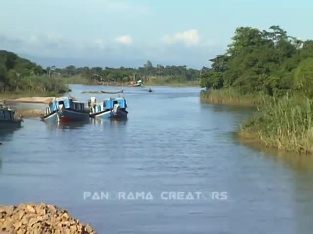 ⁣কোম্পানীগঞ্জের কর্মব্যস্ত লাছু খাল (2007)