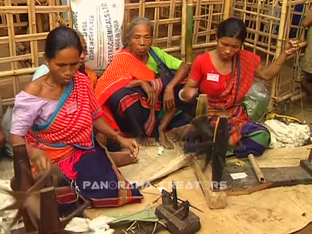 ⁣কিভাবে এক রাতে তুলা থেকে সুতা ও সুতা থেকে কাপড় তৈরী করা হয়