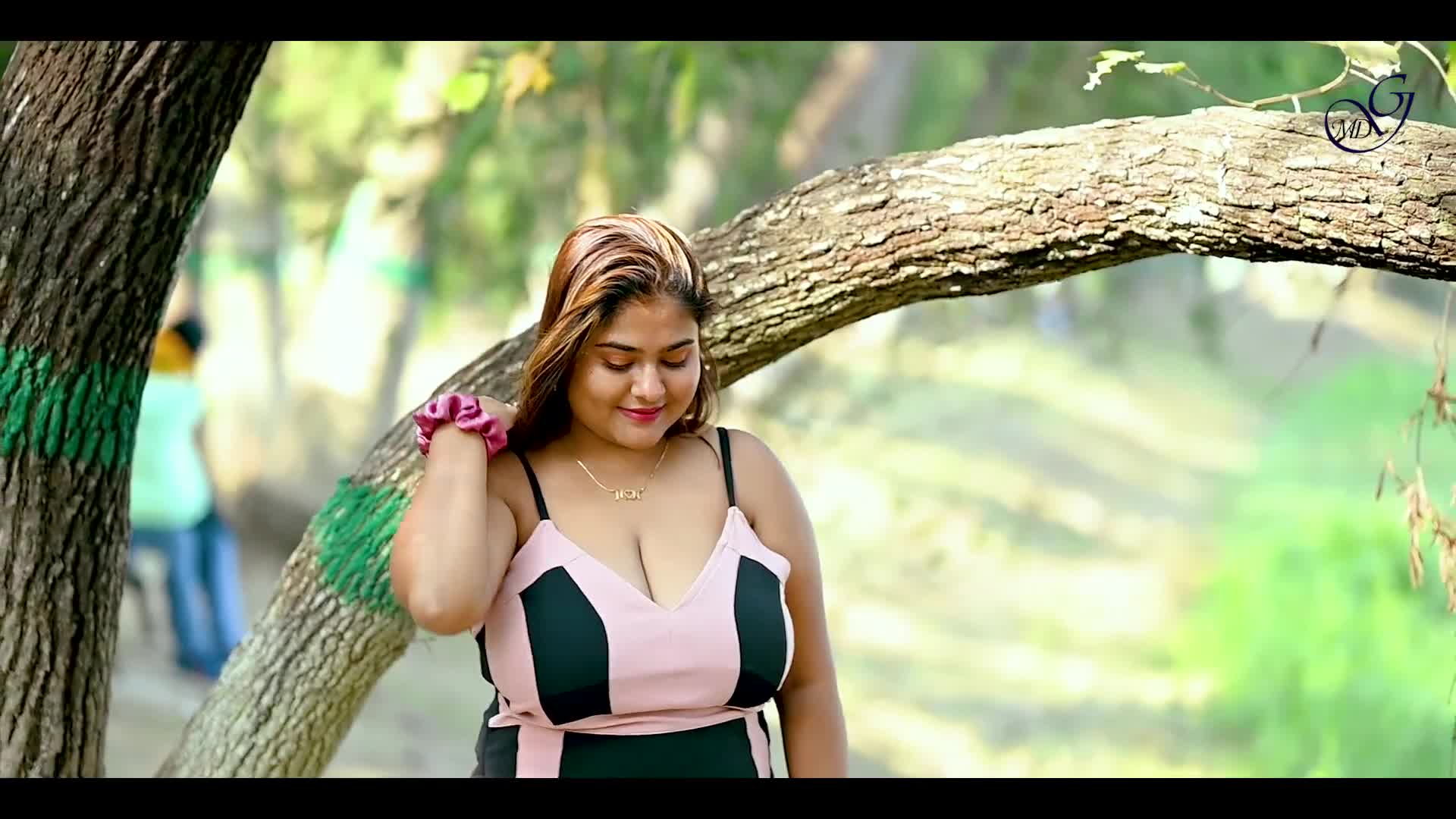 ⁣Bodycon Dress Feat. Megha   Western Dress Video   Outdoor Fashion Vlog