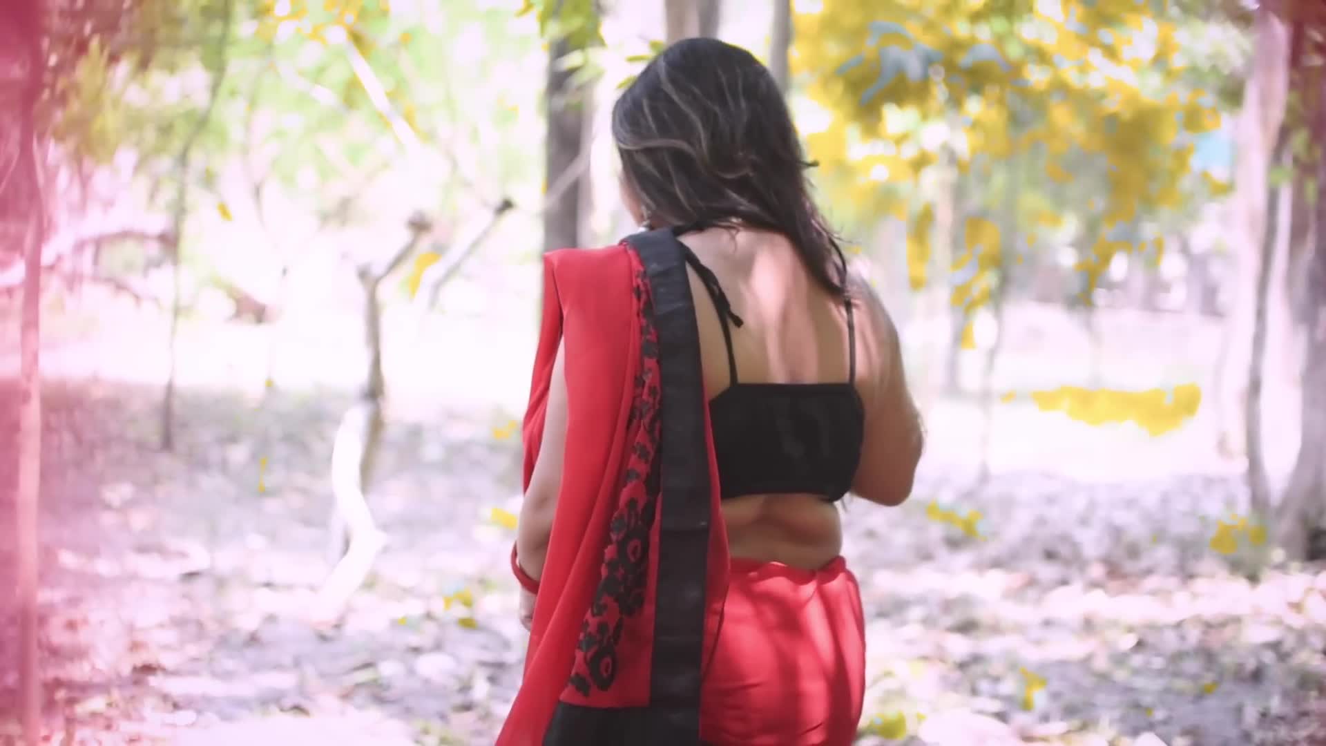 MEGHA DAS GHOSH OUTDOOR SHOOT IN RED SAREE   MEGHA DAS GHOSH    RED SAREE   OUTDOOR SHOOT