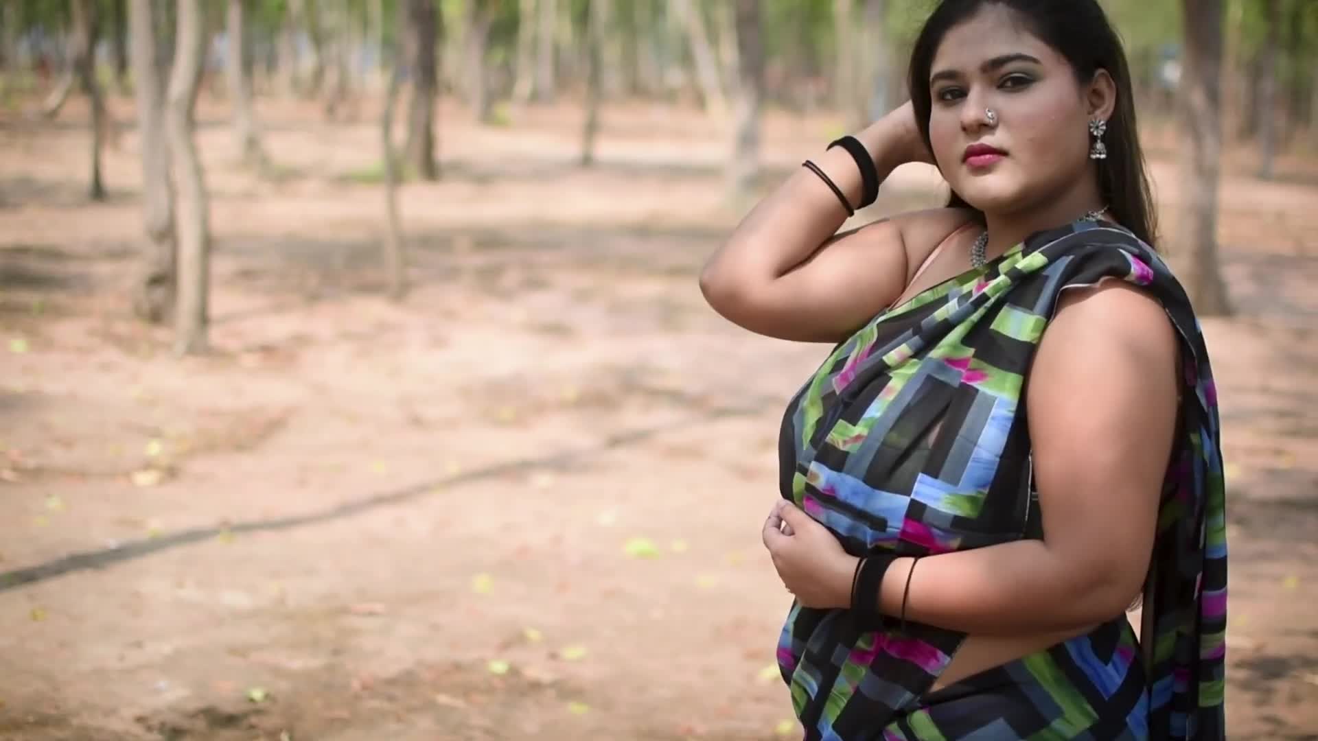 MEGHA DAS GHOSH IN BOLPUR SHANTINIKETAN   NATURAL SAREE SHOOT   BEAUTIFUL  FOREST OF SHANTINIKETAN