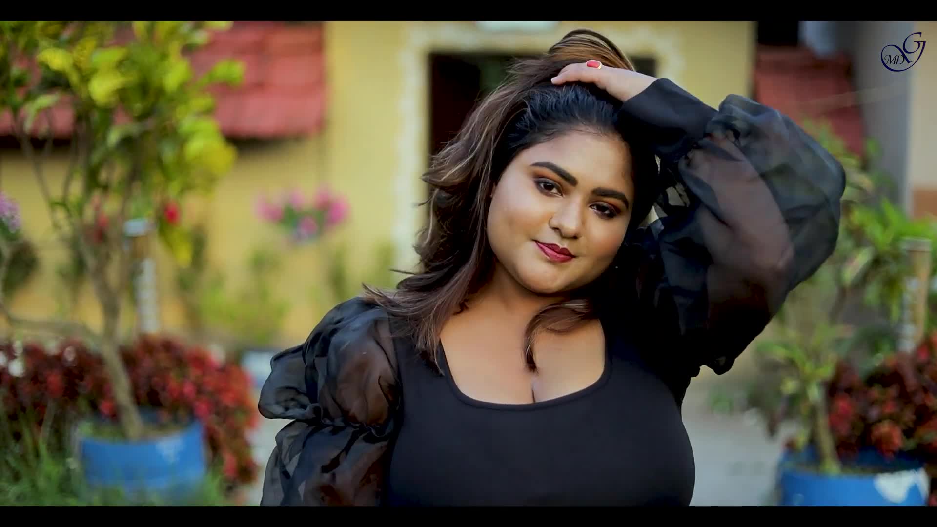 MEGHA DAS GHOSH IN BLACK WESTERN OUTFIT VIDEO   BONG FASHION VLOG   2024